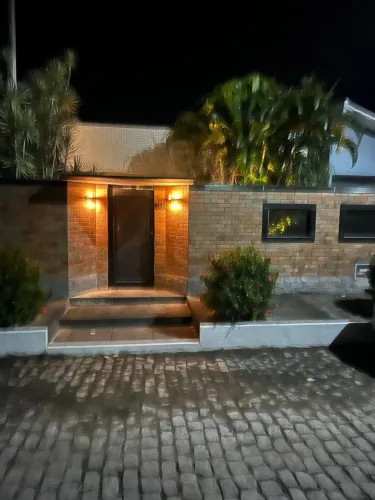 Casa em condomínio fechado