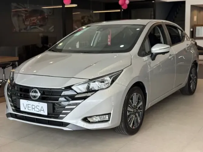 Nissan Versa Advance 1.6 16V Flex AUT 2026