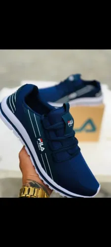 Tênis Fila Azul Marinho - Conforto e Estilo