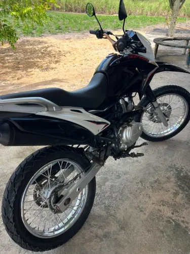 Honda bross 2014 completa 