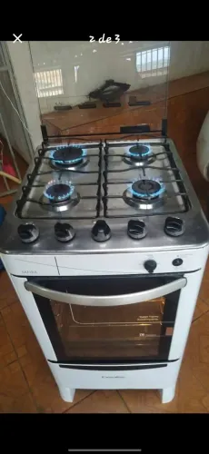 Fogão Esmalte 4 Bocas.
