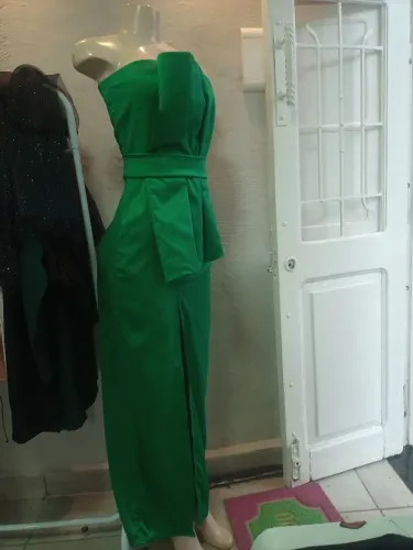 Vestido de festa verde tamanho 42
