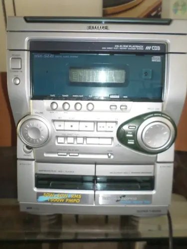 Aiwa com Bluetooth