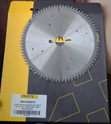 Serra para esquadrejadeira