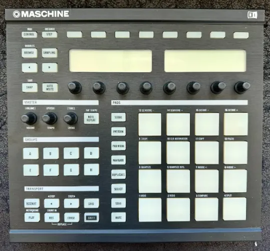 Native Instruments Maschine MK1 - Controlador MIDI Profissional
