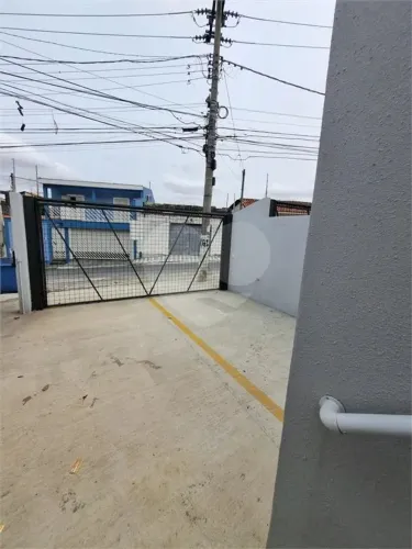 Casa de Vila à venda com 2 quartos em Vossoroca, Votorantim - SP