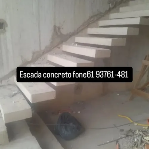 Escadas em concreto 