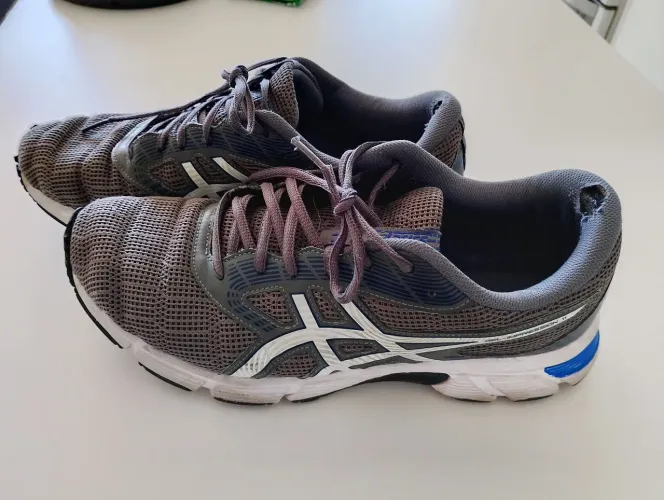 Tênis Asics Gel (usado)