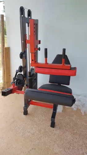 Aparelho de musculação para pernas