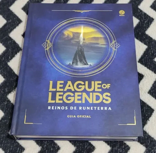 League of Legends Reinos de Runeterra Guia Oficial