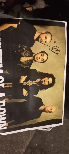 Autografo Banda System of down assinado pelo baterista John