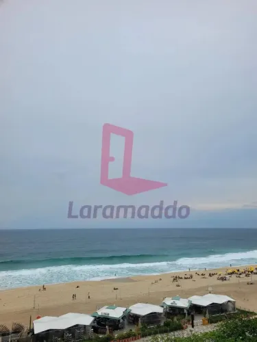 Ampla Cobertura linear para venda na Av. Vieira Souto - Ipanema, RJ