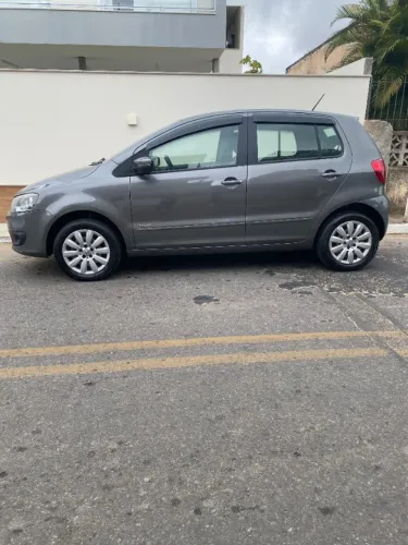 Volkswagen Fox 1.0 MI Total Flex 8V 5P 2014