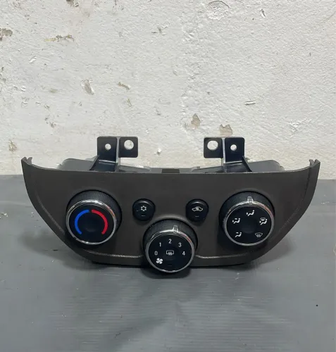 Comando de ar Chevrolet Cobalt 1.8 2018