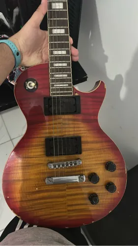 Guitarra + Amplificador 