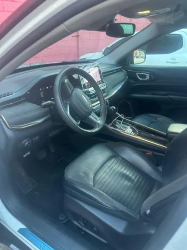 Jeep Commander Limited T270 1.3 TB Flex AUT 2022