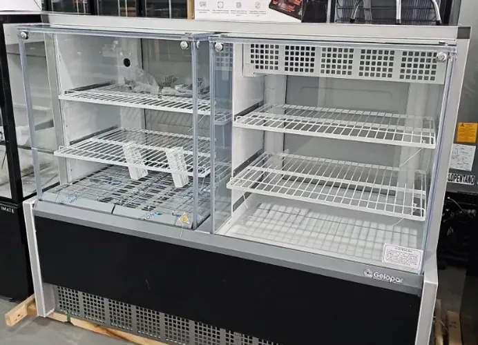 Vitrine quente e fria Gelopar (IRIS)