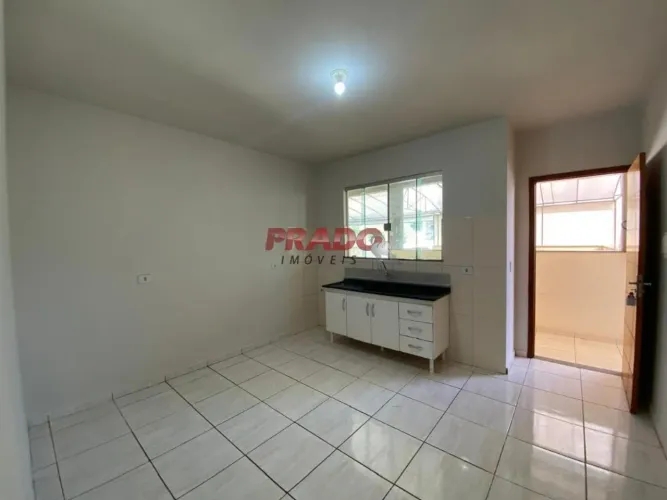 Apartamento para alugar em Maringá, Vila Esperança, com 1 suíte, com 28 m², CAPRICÓRNIO