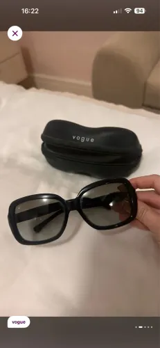 óculos de sol vogue feminino preto