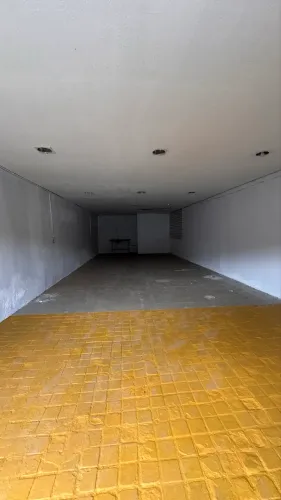 ALUGA-SE LOJA COMERCIAL - AV. CRISTIANO MACHADO, 8053