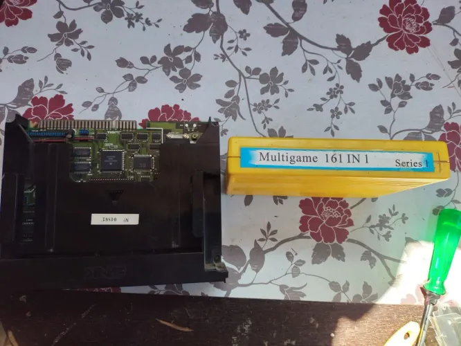 Placa Neo Geo MVS + Fita 161/1 Séries 1