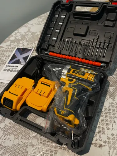 FURADEIRA / PARAFUSADEIRA SEM FIO 21V + 2 BATERIAS + MALETA COMPLETA