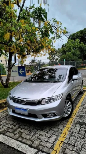 Honda Civic Sedan LXR 2.0 Flexone 16V Aut. 4P 2014