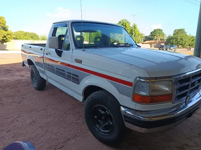 F1000 XLT