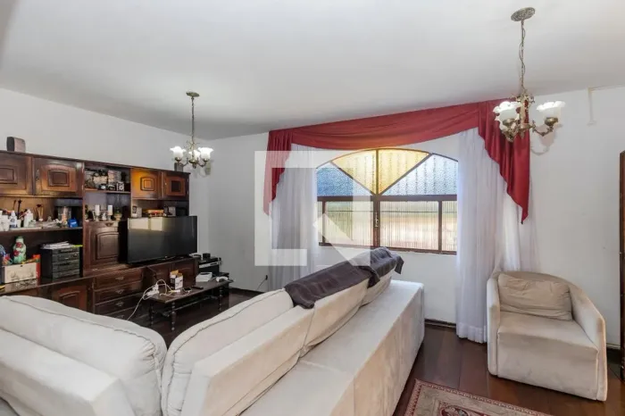 Casa à Venda - Vila das Belezas, 3 Quartos, 286 m2