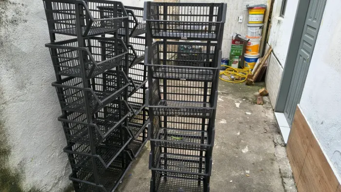 Vende ser cesta preta 6 unidades 190.00 cada