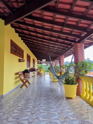 Casa à venda em Cotia, Granja Viana, com 4 quartos, com 384 m², Colonial Village