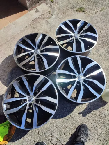 Rodas Golf TSI aro 17 