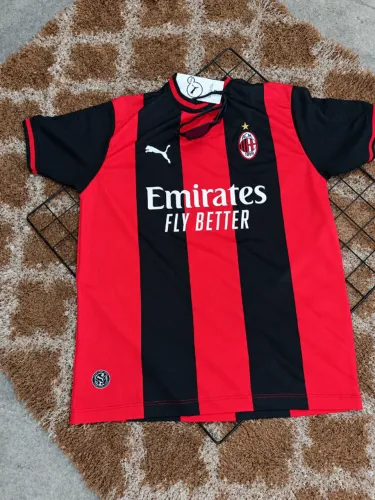 Camisa do Milan ?