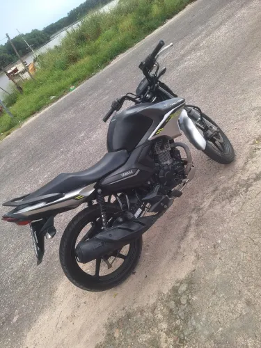 Moto top