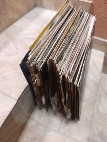 25 discos de vinil para artesanato ou enfeites