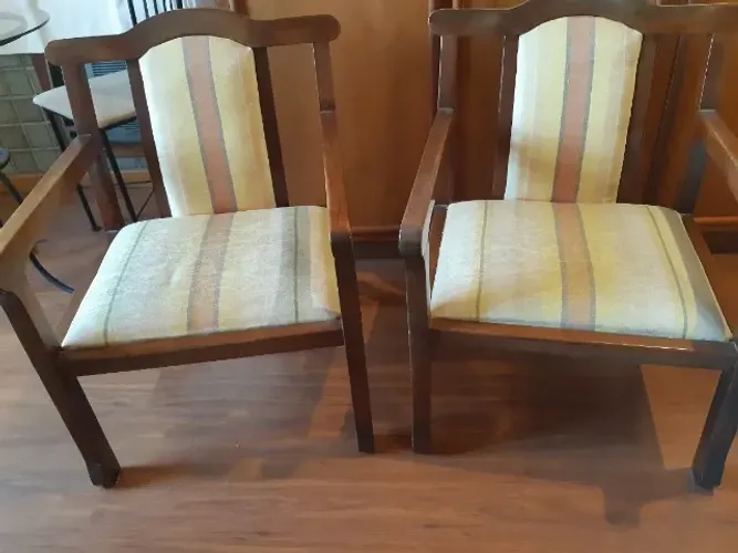 Cadeiras tipo poltronas - conjunto