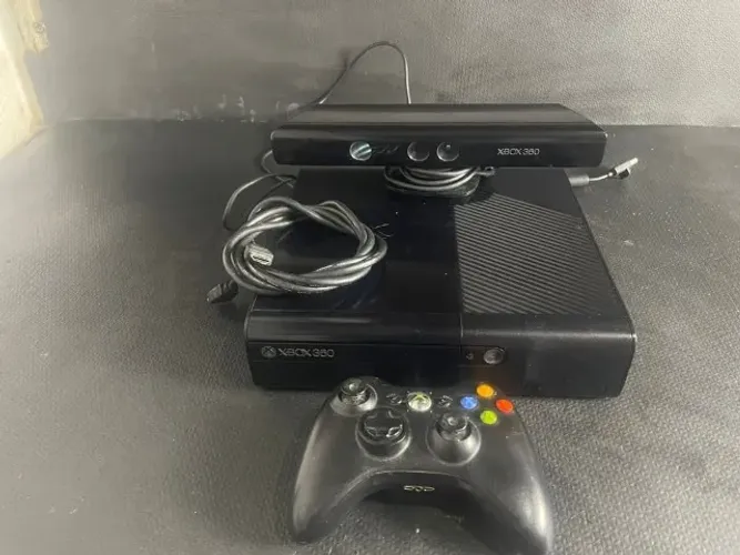Xbox 360 Slim Desbloqueado RGH 3.0 + HD 250GB Lotado de Jogos! Pronto pra Jogar!