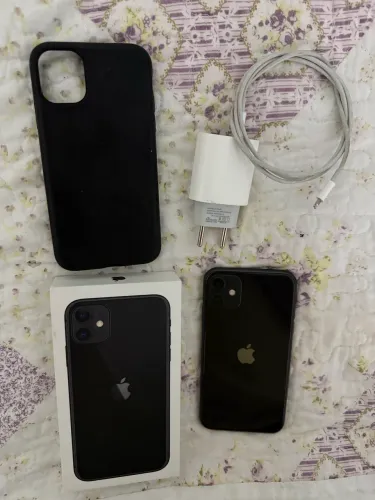 iPhone 11 64GB Preto - Original, Nunca aberto