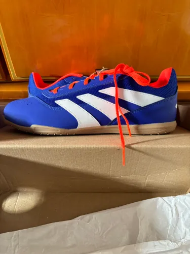 Chuteira adidas original tamanho 42