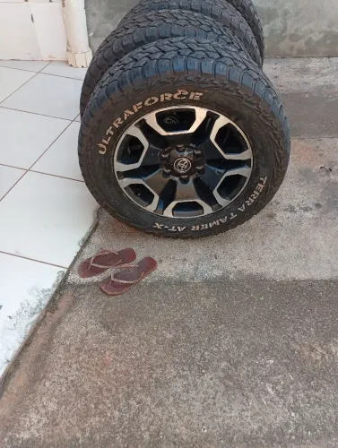 Rodas hilux 18 