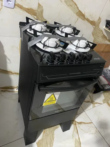 Vendo fogão Itatiaia nunca usado co nota fiscal