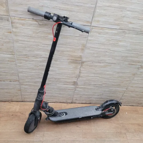 Patinete elétrico usado falta o carregador