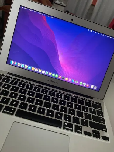 MacBook