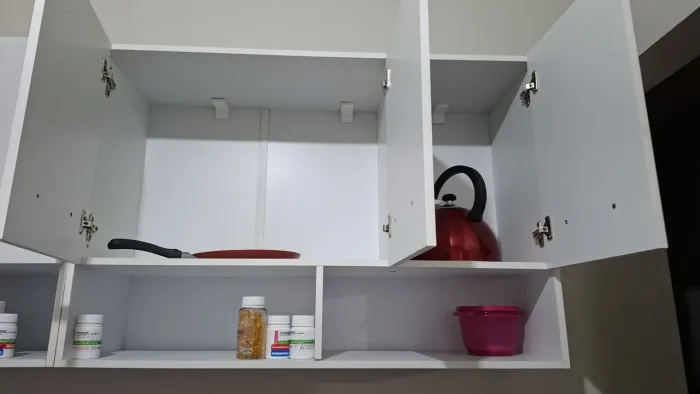 Vende Guarda Roupa ,Pia de cozinha ,armario aereo