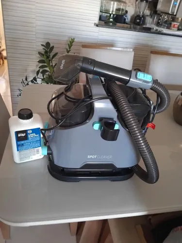 Vendo uma máquina de lavar sofá cadeira e etc