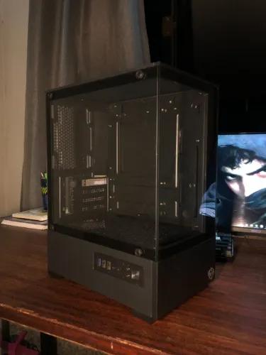 Gabinete Gamer Compacto