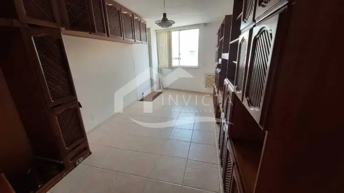 Maravilhoso duplex no coração de Copacabana.