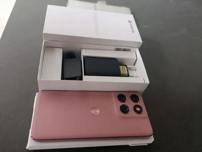 Motorola Edge 60 Fusion, não foi usado!