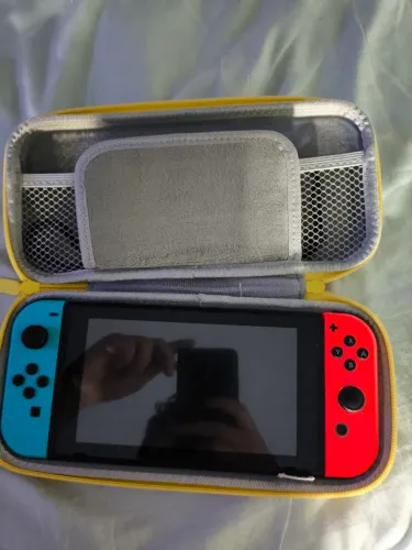 Vende-se Nintendo switch v1