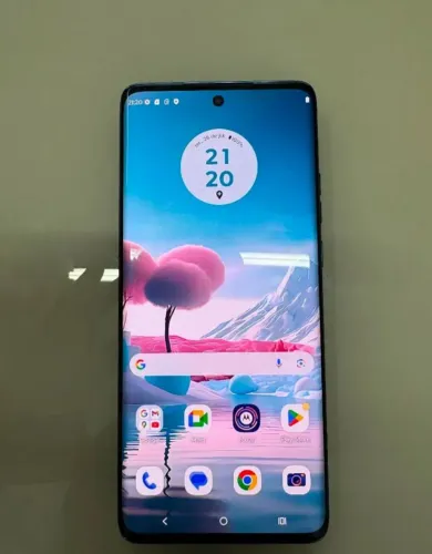 MOTOROLA EDGE 40 NEO 256GB 12 DE RAM 5G NFC...